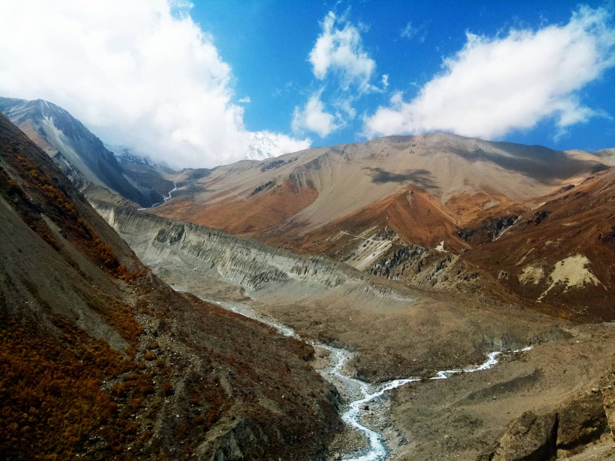 NepalaYak's tweet photo. Trek to #Tilicho with #Nepalayak 
#trekking #Annapurna #Nepal https://t.co/IeE4wLCsBb