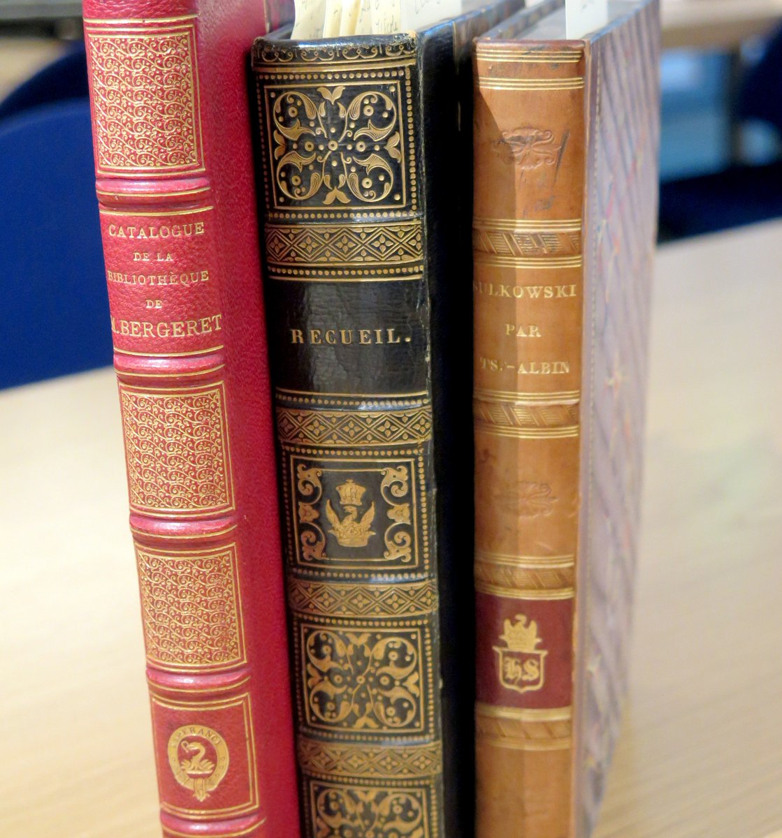 WallaceMuseum's tweet photo. Not only art collectors! Here is a tiny selection of books from the surviving family library, showing the personal binding styles and crests of Sir Richard Wallace, the Marquesses of Hertford and Henry Seymour. #wallacelibrary #LibrariesWeek https://t.co/dqYzEhDD0u