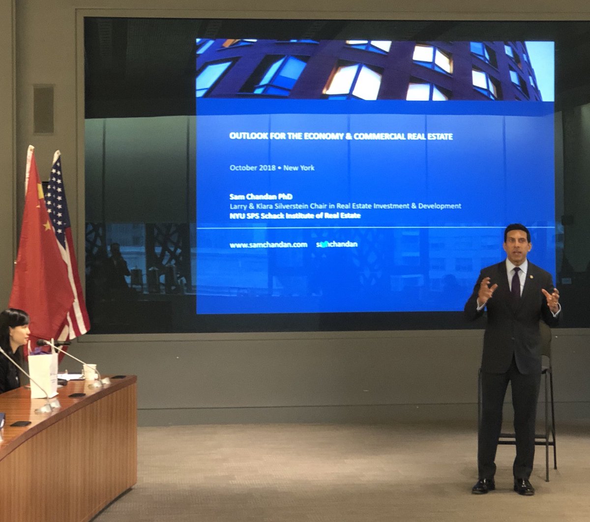 sr_nyc's tweet photo. I am very proud to have helped create an engaging agenda for @NYUSchack’s #ExecutiveEducation program in conjunction with Vantone’s Chairman Feng Lun! @samchandan #realestate #economics @iamstevenpedigo https://t.co/fVPP4rCulD