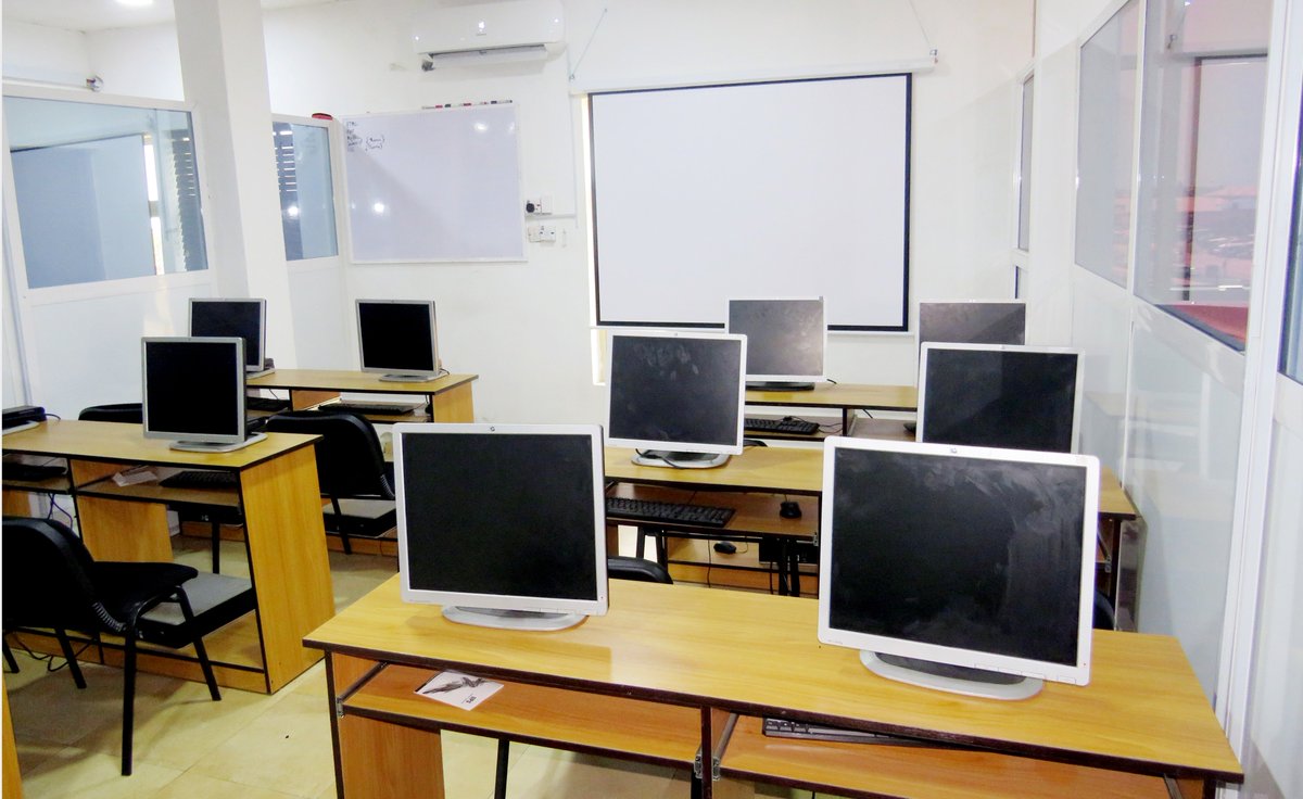 parachtechng's tweet photo. Parachtech Services Limited offers comprehensive I.T training ranging from Software Engineering, Web design, Digital marketing, Computer Networking, Project management, Desktop publishing etc.
Make #ParachtechServicesLimited your preferred training home because we give the #best https://t.co/WvT8AtCqpP