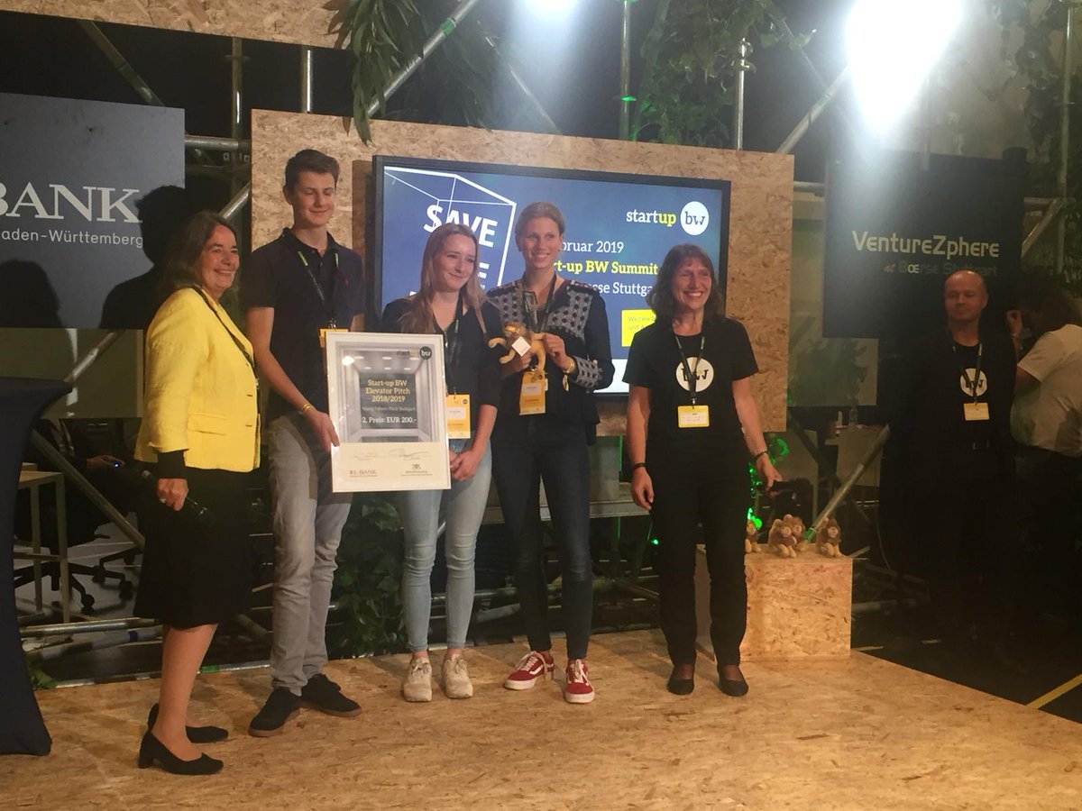 CODE_n's tweet photo. Congratulations to the winners of the @ElevatorPitchBW 1.Mapstar 2.EnerJob 3.Time Watson &amp; the Young Talents  Pitch 1.Taste. Don't Waste. 2.B-Lock. Many thanks to the jury members from @unidux_net @Ambi_Gate @bridgingIT @Fleetize &amp; Kruschhausen Cycles. #newNEWFestival #innovation https://t.co/NVEFvWZ0Dg