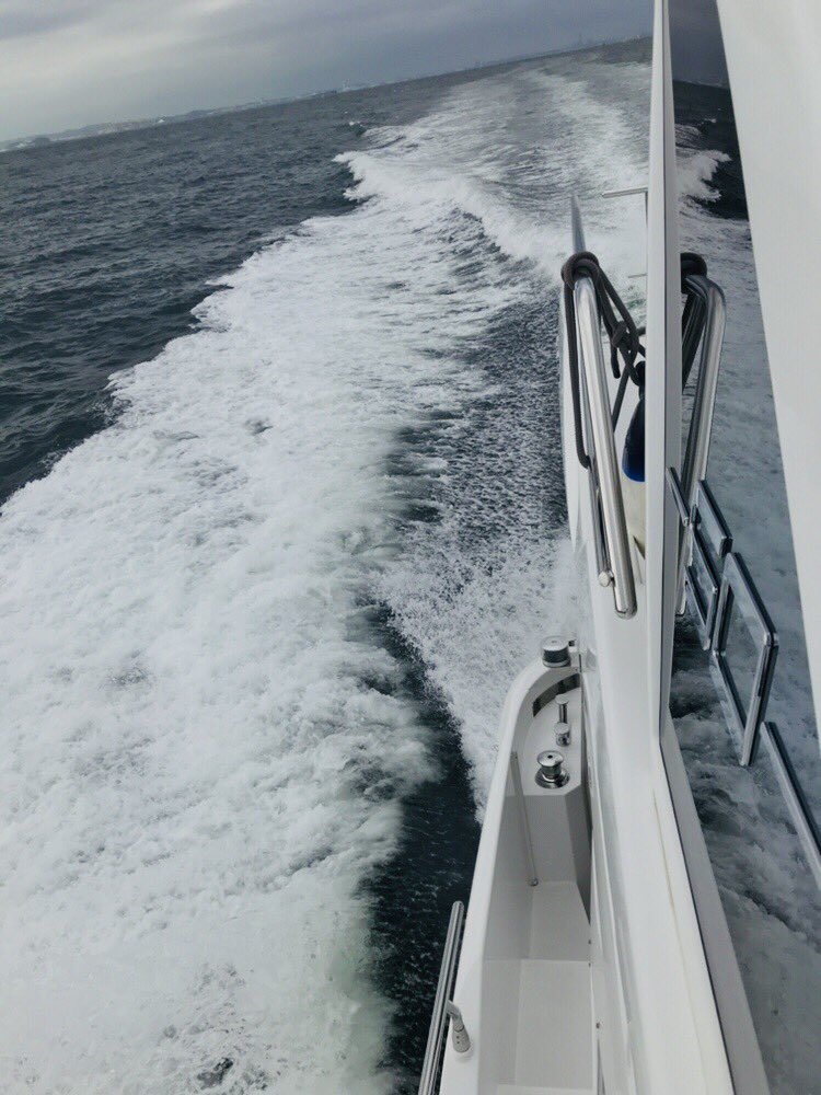 marine_tkhs's tweet photo. 本日は千葉県の保田港まで出航のご依頼がありクルーとして行ってきました!
#azimut50 https://t.co/tC7390LoMn