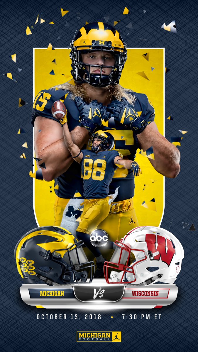 UMichFootball's tweet photo. 💡 Saturday Night Lights 💡

#GoBlue https://t.co/7EN2MefcBT