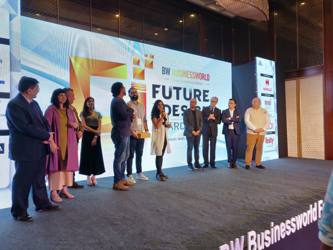 BWBusinessworld's tweet photo. Announcing Winners: @TitanCompanyLtd for #Titan WE at @havells presents @BWBusinessworld #FutureofDesignAwards 2018 in association with @mondoarc_india on 8th Oct at @FourSeasons , Mumbai https://t.co/7O6hQNOKhz
