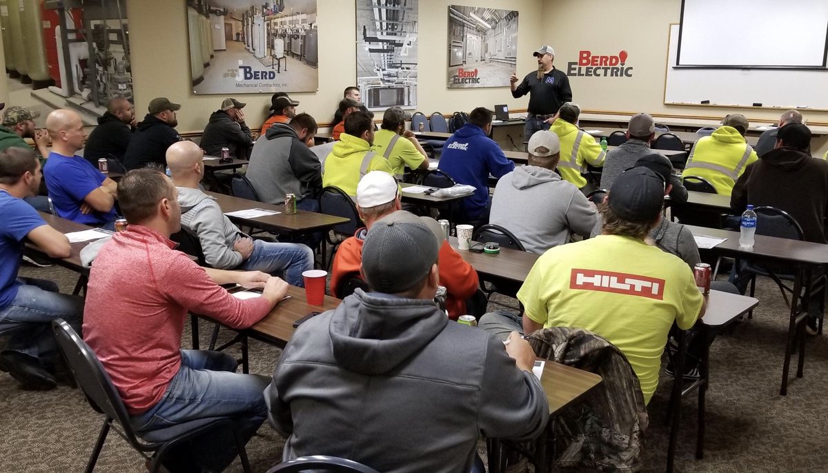 jberdmechanical's tweet photo. We wrapped up #constructionweek with OSHA 10 certifications & re-certifications for a group of our field leaders. #ThinkSafetyWorkSafely https://t.co/bxmUuwJHWy