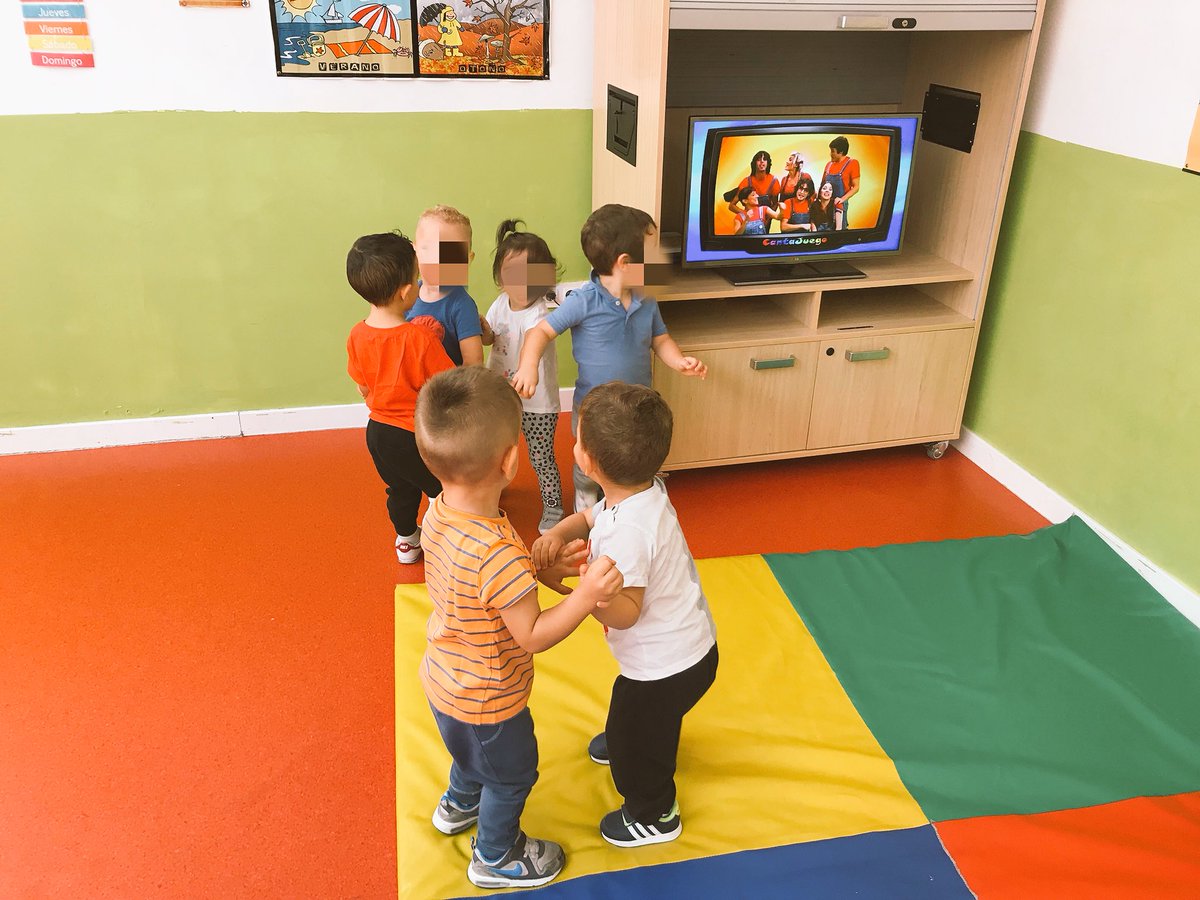 Laura Ljn 🍒 tweet media