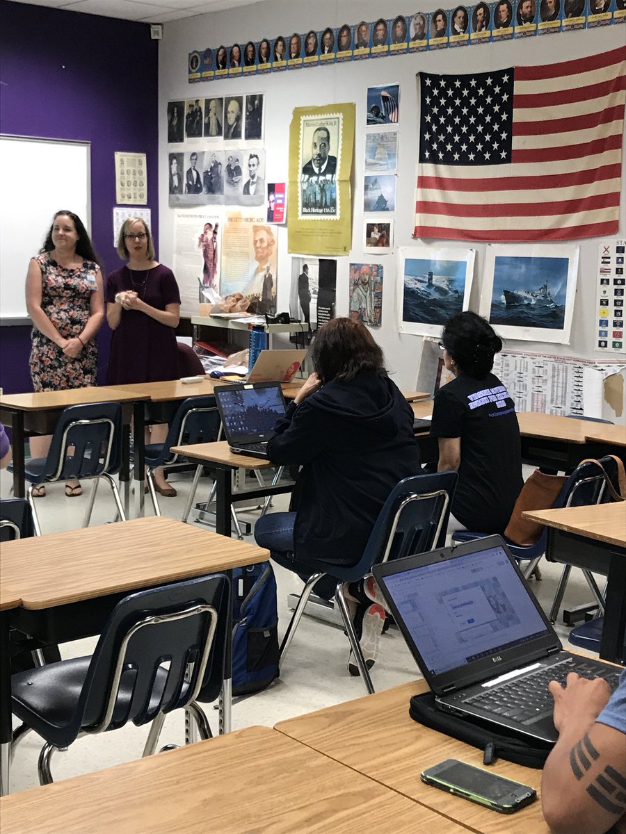 lisaprill's tweet photo. Thanks @lborkenhagen and @EduTech_Coach for sharing your brainpower around digital tools for blended learning on #ChantillyPyramidDay #fcpson #region5proud https://t.co/jWd5MpHgne
