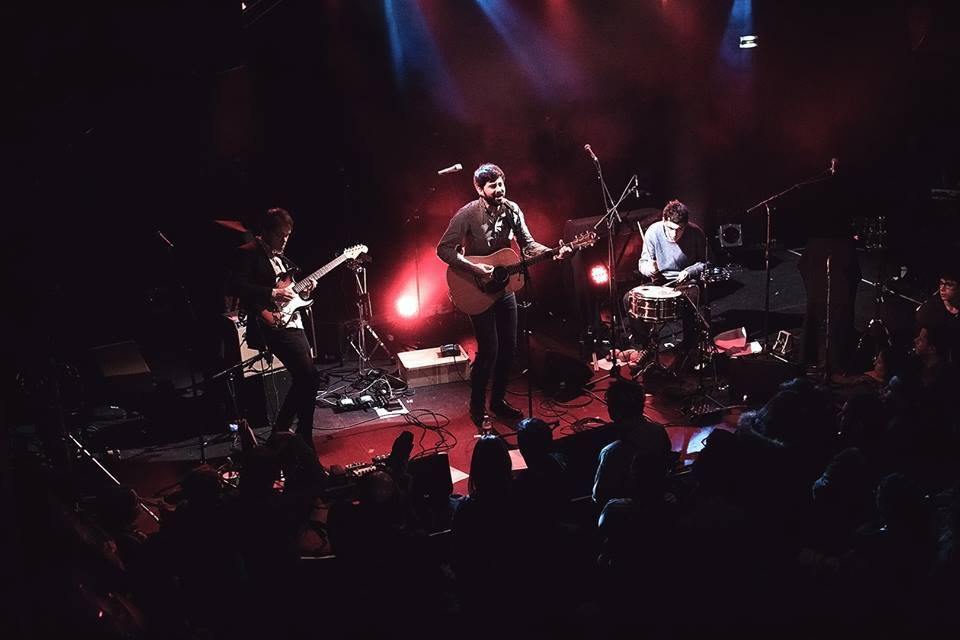 laurenstuartoff's tweet photo. Lauren Stuart en concert avec Tahiti 80 le 21/11/2018 à Lyon https://t.co/2cFw7jCGVI https://t.co/bwgGju6DGo