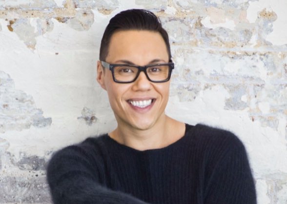 SallyAnglesea's tweet photo. 🙋🏼‍♀️ Two tickets going for Gok Wan’s sold out ‘One Size Fits All’ event! 💁🏼‍♀️

Sunday 14th October at Manchester Hilton - prosecco, brunch, catwalk, goody bag and styling advice from the man himself 🤴🏻 

https://t.co/lU7fB8Kfp6

£90 for the pair. Message if interested!

#GokWan https://t.co/GLYVDto9MY