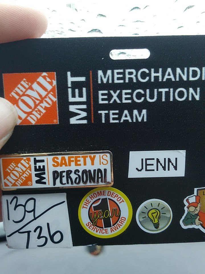 BallardMyers's tweet photo. Its a little late but 6 days ago MET here at 4013 hit a big milestone of 730 days or 2 years safe. Way to go team! stay safe in the aisles.
@joe_e_roden @HeathSegebergHD @KHahmeyer
#4013forthewin #safetyisachoice #2yearsSafe https://t.co/tW5CXgrPWB