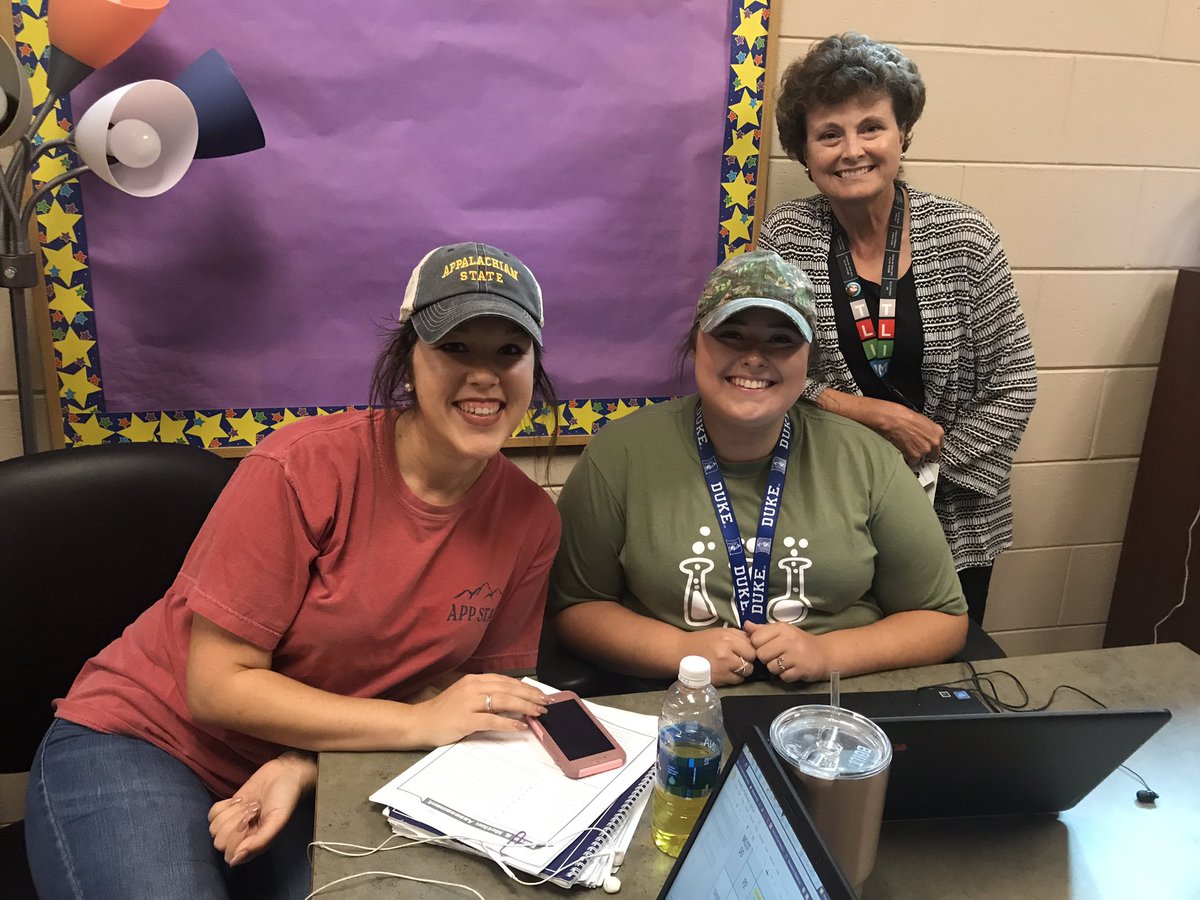 Sarah Stapleton tweet media