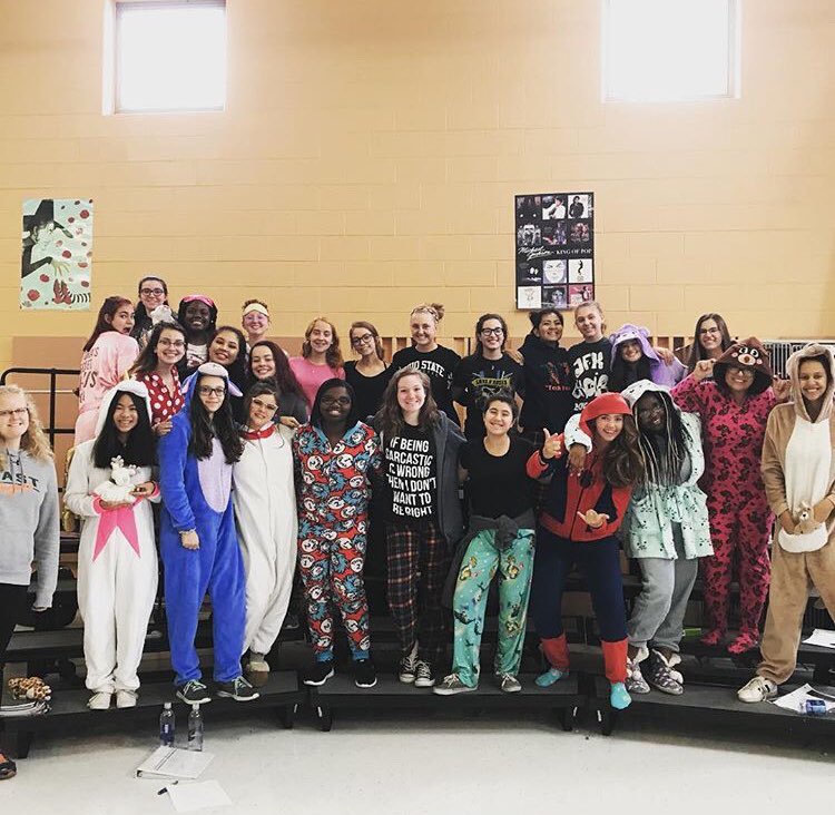 pehschoir's tweet photo. #tbt to pajama day😴 https://t.co/ZHMYXuUZf3
