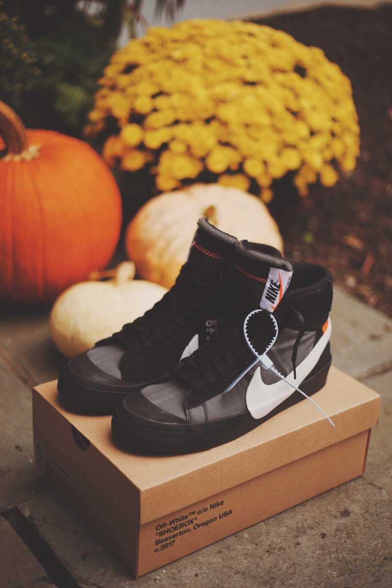 immarcusgram's tweet photo. “spooky” #OffWhite #Nike #Blazers https://t.co/rMOdUJFoHl