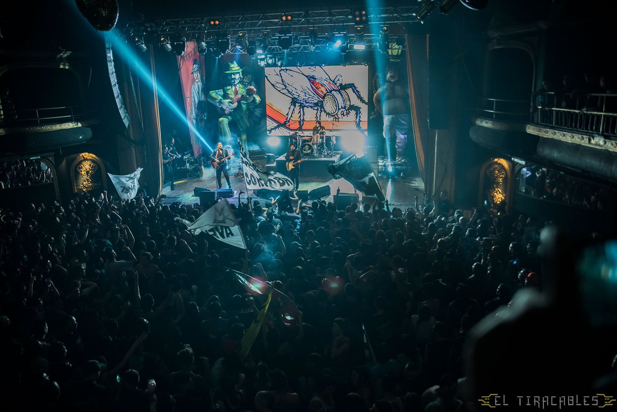 eltiracables's tweet photo. 🔥#Adelanto del doblete de @LosGardelitosOf en un  @TeatroFlores explotadísimo🔥
.
.
.
🚨Próximamente toda la cobertura completa en https://t.co/DUfcBgCND7🚨
.
.
Cc @Jotascomunicac1 @julimiguelez

Ph: @likelucie https://t.co/vuamkjUvuw