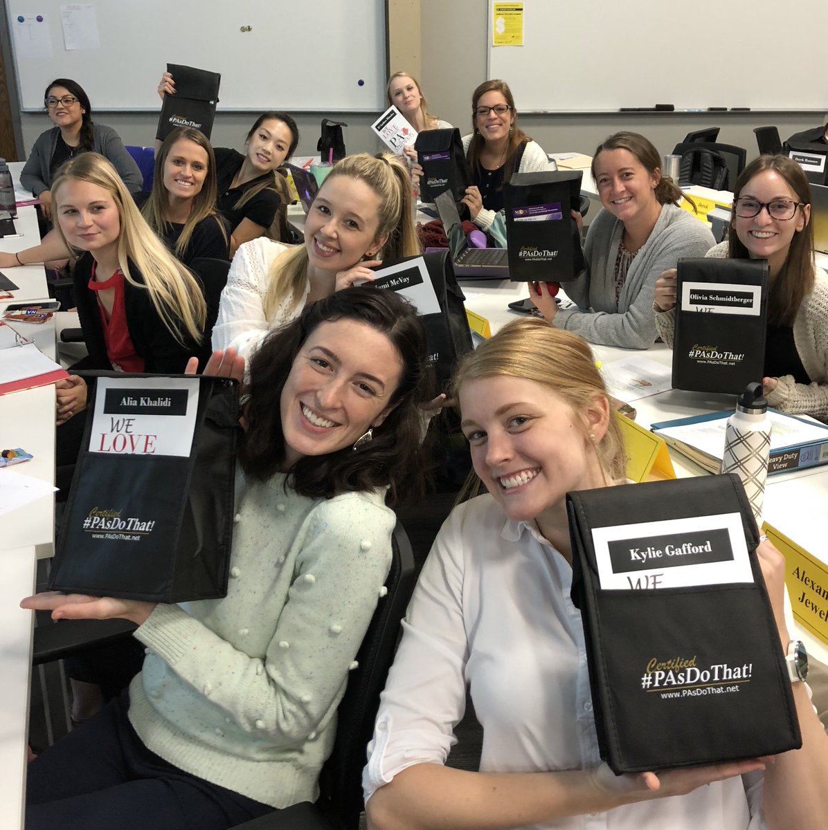 Shocker_PA's tweet photo. Class of 2020 and PA Faculty celebrating PA Week with NCCPA lunch bags! #PAWeek #PAsDoThat https://t.co/t5JH7ELKah