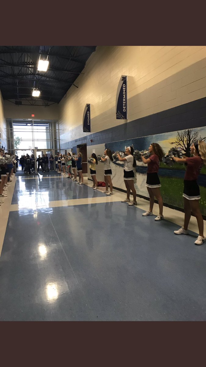 PHS__Cheer's tweet photo. Homecoming week was stressful but successful ❤️😊 https://t.co/lpGpPBUDsG