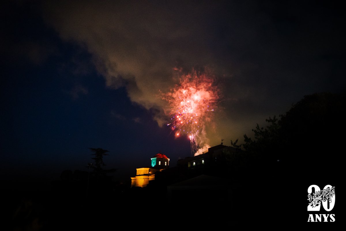 fotligasto's tweet photo. La celebració dels 20 anys del #FotliGasto van donar per molt. Ara ja pots veure totes les imatges de la nit al Flickr - Fotografies fetes per @reyesfotograf https://t.co/BCeUQMXGtt https://t.co/SFo1kdPjIs