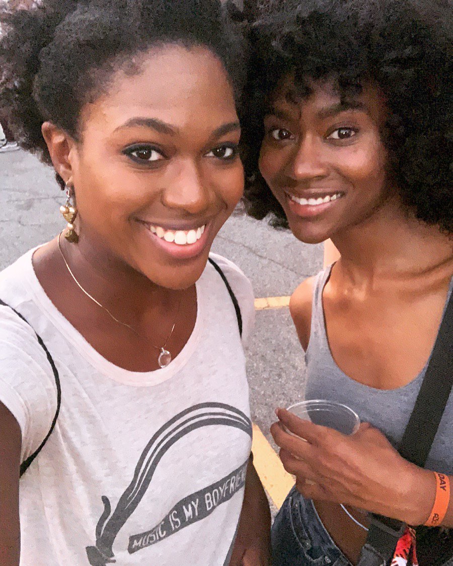 iamskylerreed's tweet photo. It was such a pleasure meeting @isisv_ from @StBeautyband at the A3C Festival! I’ve been following St. Beauty’s musical journey for some time and have seen them grace some big stages 🌻
#SkylerReed #IssaRaeSingle #stbeauty #wondaland #a3c #a3cfestival #lilwayne #musicmonday https://t.co/DcxPHOPqhH