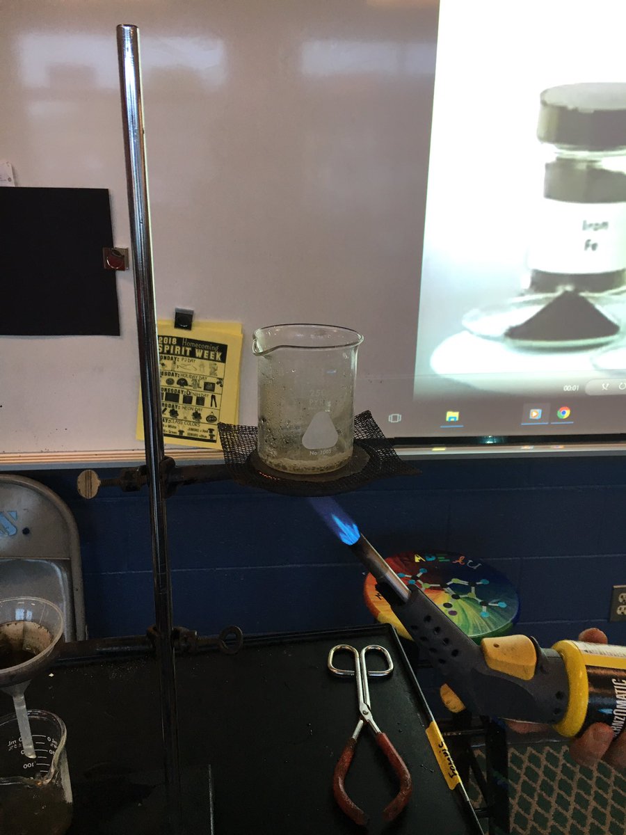 FranciScience's tweet photo. Separating mixtures today in the Great Pool Caper!  Filtration and Distillation to solve our mystery. #adventuresinchemistry #berkleydifference #mattermatters #arethoseREALpoolsamples https://t.co/Y6qa1JGNBk