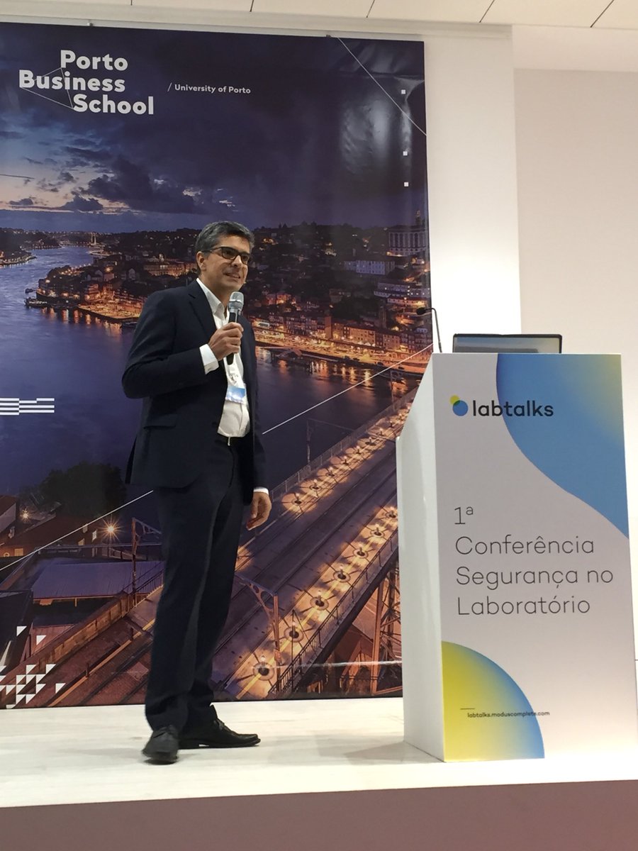 Gasin_PT's tweet photo. #PBS #Labtalks | A GASIN está hoje presente na 1a Conferência Segurança no Laboratório, promovida pela #ModusComplete. Sendo a #segurança a nossa maior preocupação, estamos a partilhar as nossas melhores práticas no manuseamento dos gases laboratoriais. #SafetyFirst https://t.co/vCz94OfsvU