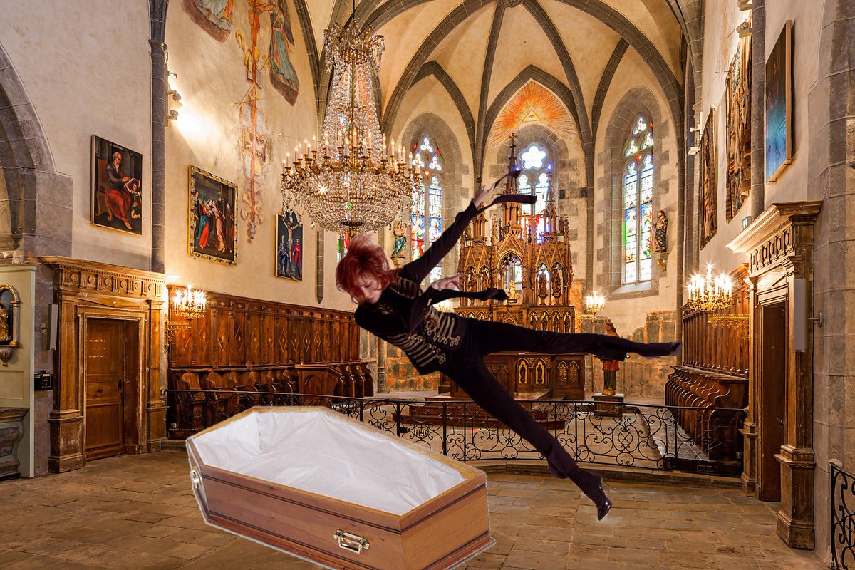 Ophez_'s tweet photo. "Allez hop, au lit !" #PoseTaMylene https://t.co/Iw5bPk2iAx