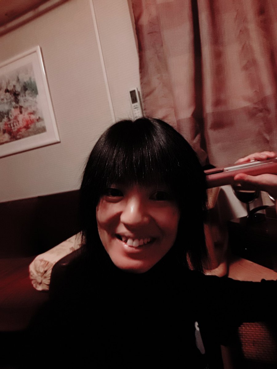 minoco19860125's tweet photo. ストレートアイロン中☺
#kipozi https://t.co/wJiffSIxfG