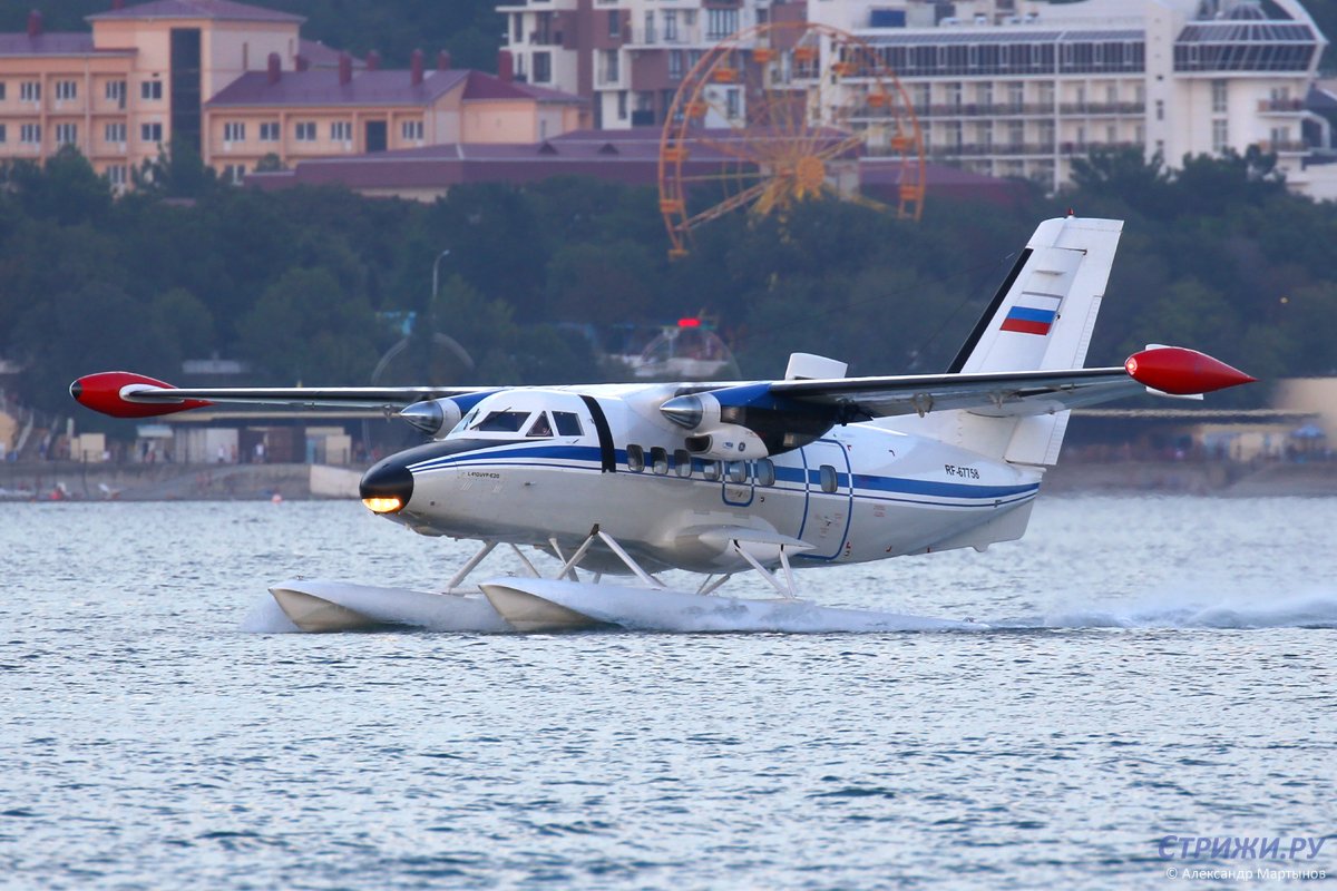 JETRIDE29's tweet photo. Л-410 на поплавках #Гидроавиасалон https://t.co/D6QAB2DfeD