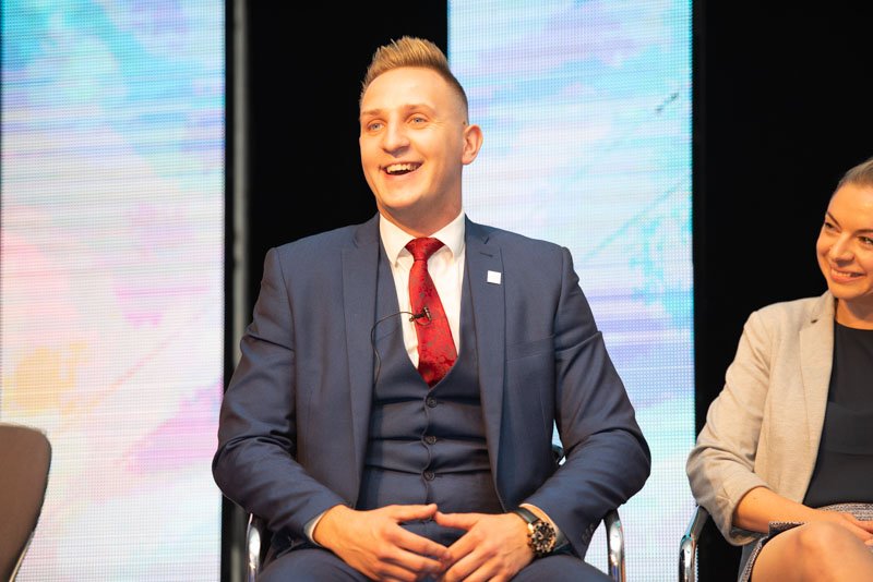 AmeyLtd's tweet photo. Former #apprentice Deivydas, was part of a “Rising Stars” panel at a recent National Skills Academy Power Power Skills Summit 2018, sharing his story and experiences of the @DofE and his #apprenticeship #NSAP2018 @NSAPower https://t.co/rrnSECjP8g https://t.co/YYMeBA6ic4