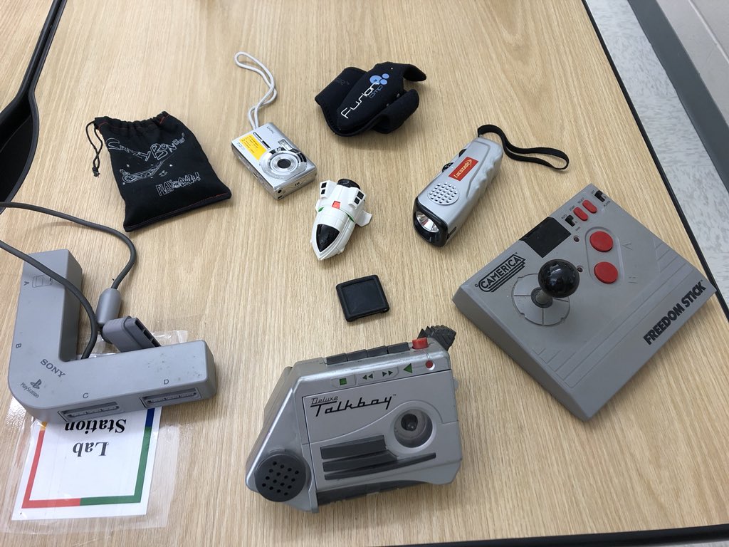 killn_mesmalls's tweet photo. Showing my engineers some relics from the past to show improvements in tech over time. Think you can identify these objects and their purpose? @IBHusky @RoMcNary @DrTTownsend https://t.co/nqLhbZ3xqw