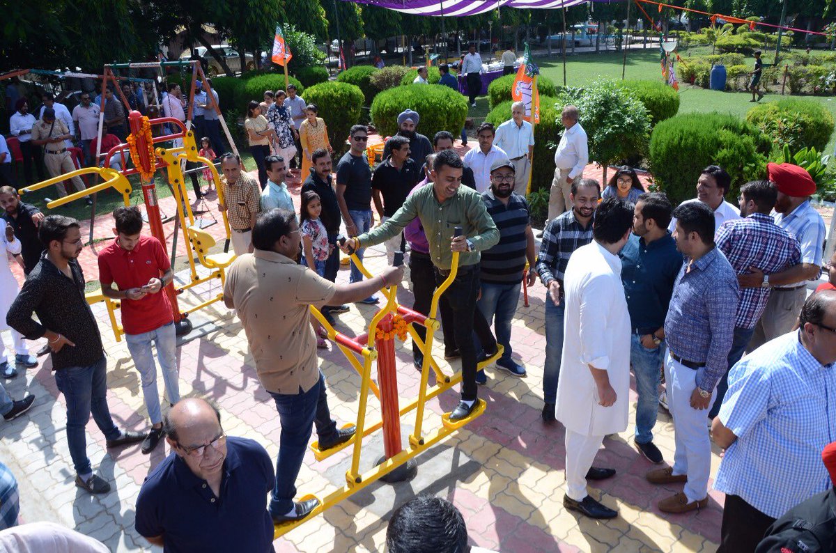 Shwait Malik ( Modi ka parivar ) tweet media