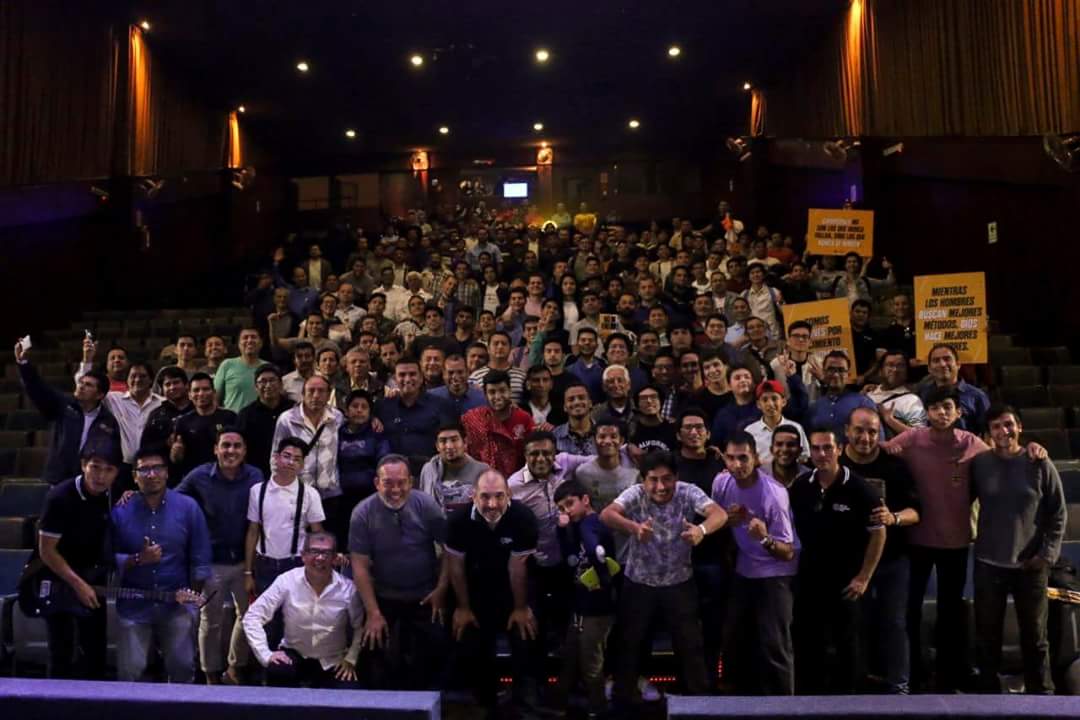 pastoresmont's tweet photo. Gracias @iglesianan por permitirme colaborar con la Red de Hombres NAN y servir el Domingo, Pastores Herbert e Isabel Jiménez gracias por su amor. Dios tiene cosas grandes para ustedes! #ConfeMasQueVencedores https://t.co/MecONQBWPm
