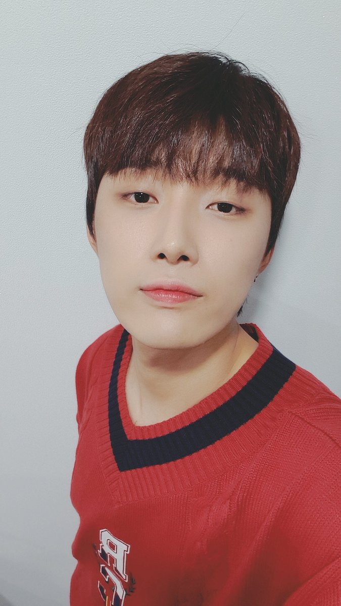 CKKYJtrans's tweet photo. [TRANS] 180929 [#SPECTRUM] SPECTRUM TIME TRAVEL SERIES #147

Yesterday in September, 
Before the surprise vlive 
Gochujang*(?) Jaehan-ie😊

https://t.co/CAw3sfk01a

#스펙트럼 #Time_Travel_Series #재한 #Jaehan 

Gochujang* is red chilli paste https://t.co/RRoo2FD2Hf