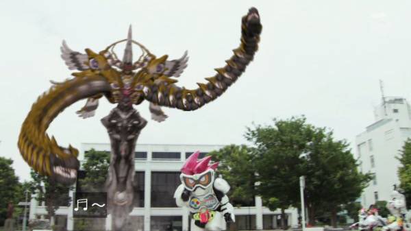 Komu 巨大邪神14とゲムデウスってちょっとだけ似てるなぁと思った 小並感