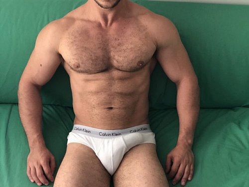 Hunky #MuscleMan Pacco Alencar LIVE at https://t.co/zDbZsDyOz5 NOW Whip it out & watch! https://t.co