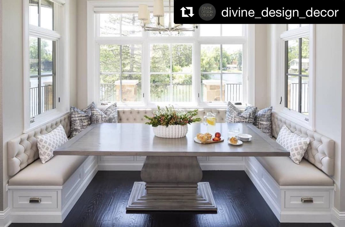 TSL_Podcast_'s tweet photo. Hey Student Lounge!!!
Check out this beautiful dining area! It was designed by @OHaraInteriors!! Thanks Divine Design Decor for the find.
#thestudentlounge #interiordesignstudent #interiordesignstudents #idstudent #designstudent #interioridea #interiordesigns #decorinspo https://t.co/gzrn9vplLT