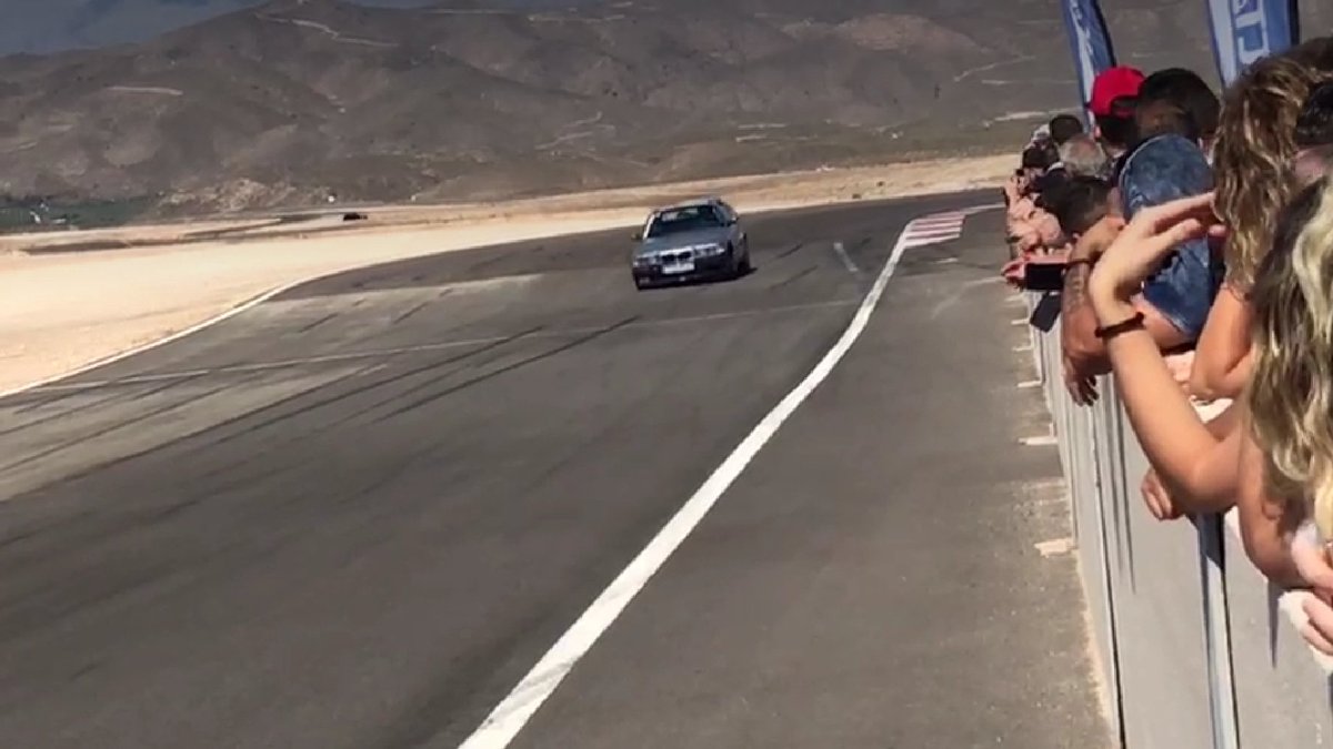 Alejandriyo0's tweet photo. Mi pasión, primera entrada en circuito genial!!! Poco a poco se irá preparando el e36 y seguiremos entrando a circuito y a disfrutar de lo que me gusta!! https://t.co/yzTQVw3lNn