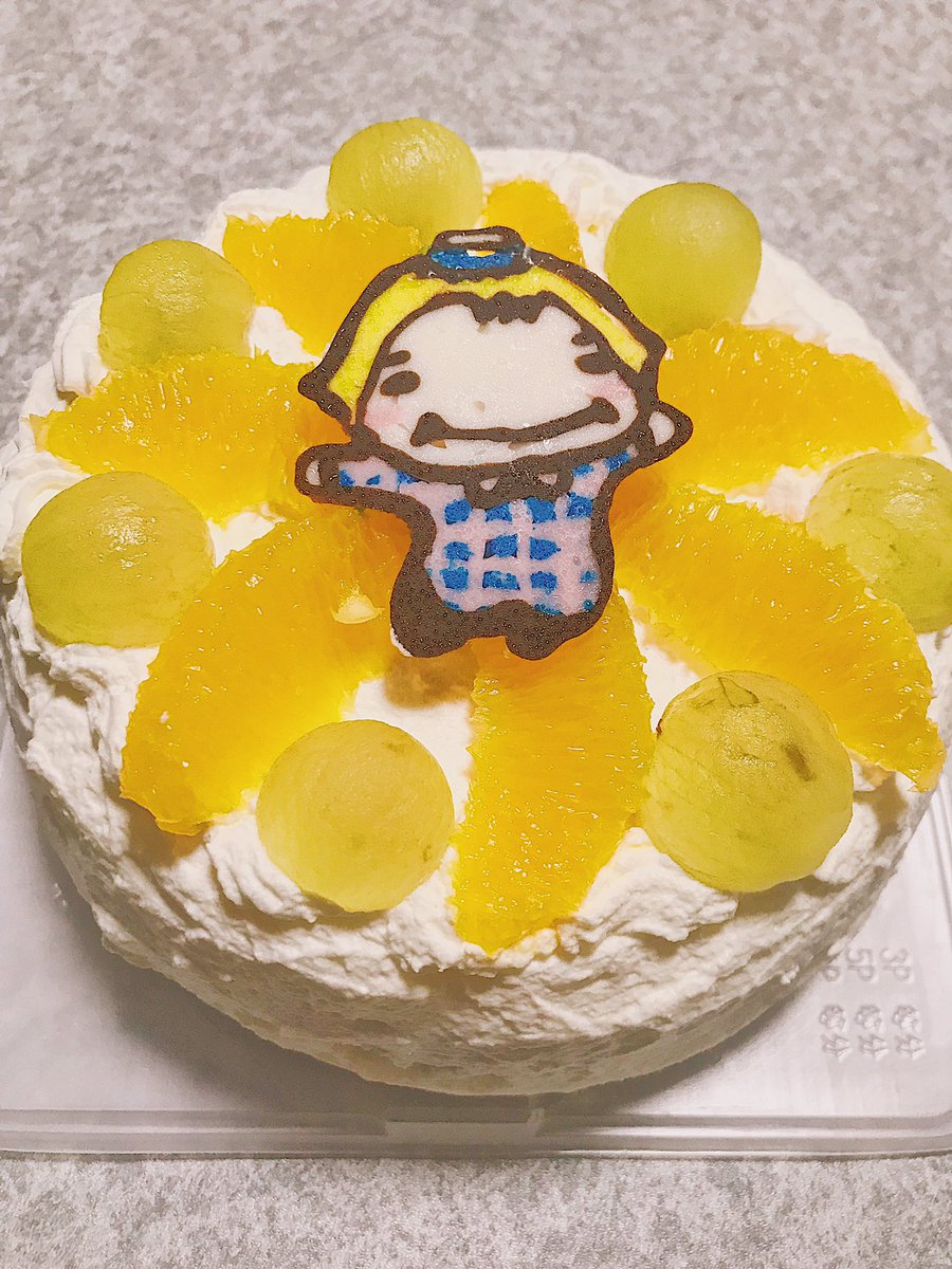 aaaryohsj's tweet photo. 誕生日ケーキ友達が作ってくれたんだけど天才じゃない！？！？
くるたんぜったい食べれないんだけど笑 https://t.co/HdYYmyylej