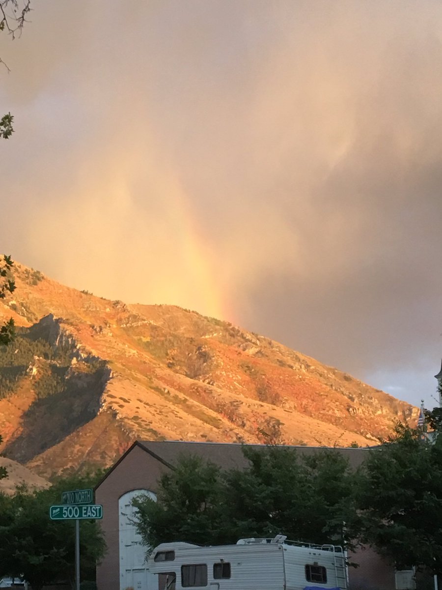 funsabrina92's tweet photo. I didn’t know about the flash flooding till this morning, 10 hours after I enjoyed this amazing rainbow and sunset for a nice long sunset walk. I hope the sandbags helped! https://t.co/PaM8ShpBOk