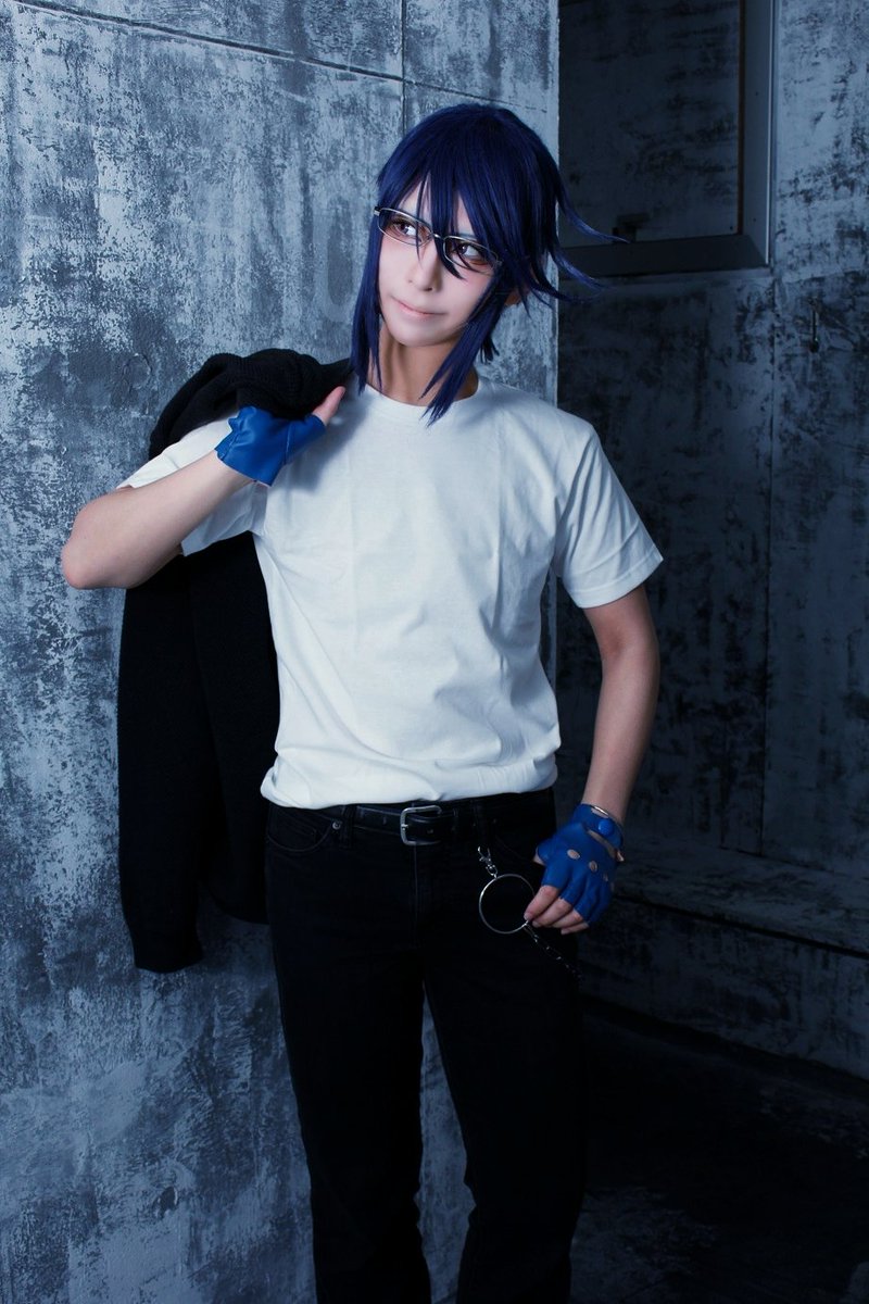 eas_blue's tweet photo. 真っ直ぐに、まっすぐに、理想の道を進み続けて、その道に困難があっても立ち向かって、乗り越えて、楽しみながら生きていく

これからも人間らしく、いきいきと、元気に生きてくださいね！

#宗像礼司生誕祭2018 https://t.co/MQEB8hqXmd