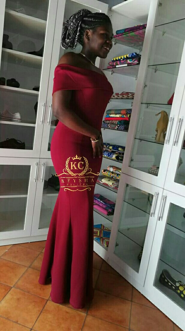 KeyshaCouture's tweet photo. Your Image is our priority and that's why we are all out to ensure that you dazzle in your outfit!  

Maroon long off shoulder dress is available for all sizes! Shop today.  

Visit us in Ganjoni behind Posta Ndogo or call us on 0728 871 931 / 0723 200 599. https://t.co/cKpngmhA54