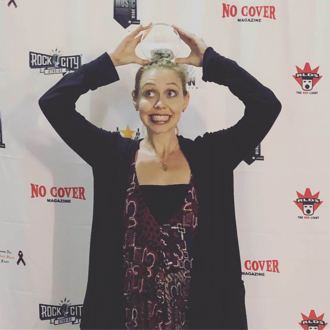 AlexNesterMusic's tweet photo. So this happened tonight... #vcmas #venturacountymusicawards #bestfemaleartist #vocalist #noautotune #waytoocool @coso_live @levityoxnard @copperbluesoxnard @venturacountymusicawards β€οΈπΆβ€οΈπΆβ€οΈπΆ https://t.co/I8Uvrfdx1H