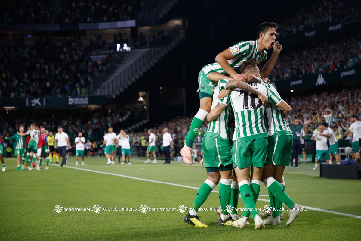 lorenmg16's tweet photo. ➕3️⃣Este es el camino, orgulloso de este equipo 💚💚 
Ahora con la mente puesta en @europaleague #vamosbetis https://t.co/EHXhyftwFc
