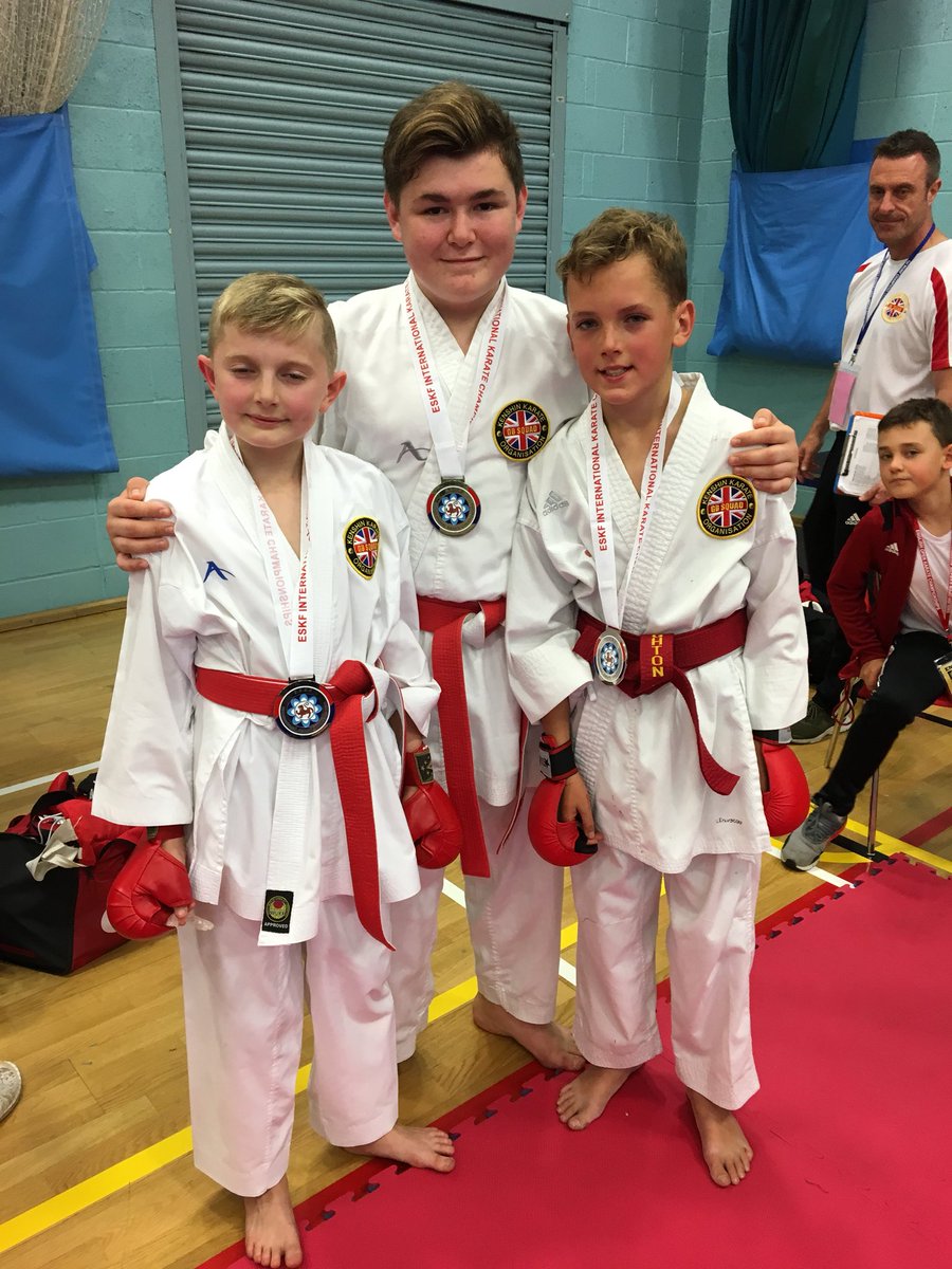 netnoonoo's tweet photo. @MrWatersVenture Tay had a amazing day up against some extremely good competitors at the London open championships yesterday taking gold in his individual fighting, silver in team fighting and a bronze in his individual kata https://t.co/nWvqpkc51f