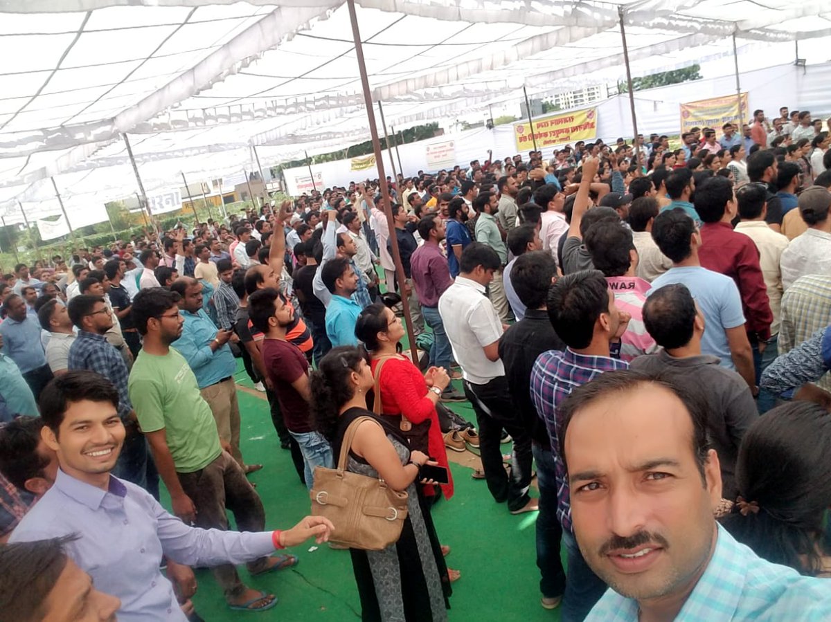 Vinodjangir92's tweet image. आज IA की एकता देखकर ट्विटर की चिड़िया भी चहक उठेगी की IA का 3600 पर हक है
#Raj_IA_HumanChain_For_3600GP @ETVRajasthan2 @Swap_Anchor