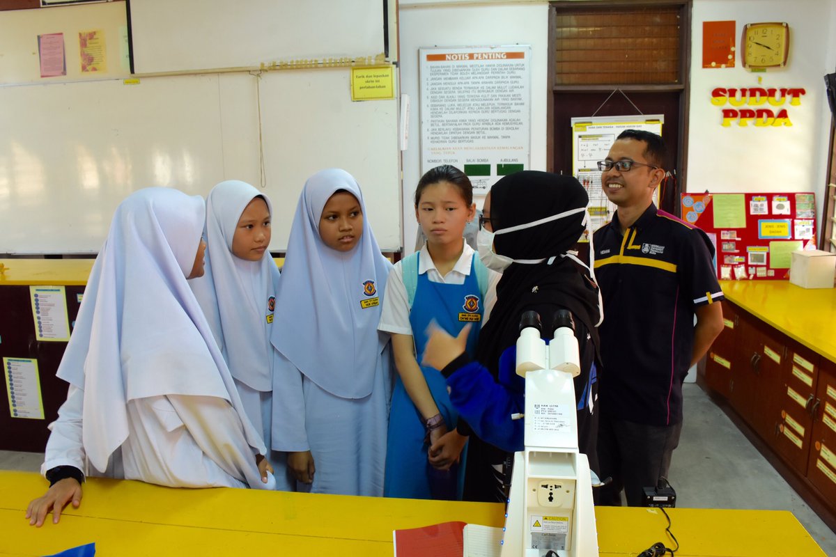 STEM_fsk's tweet photo. [Modul Blood Glucose oleh Jabatan Teknologi Makmal Perubatan https://t.co/wnpuyakvsE