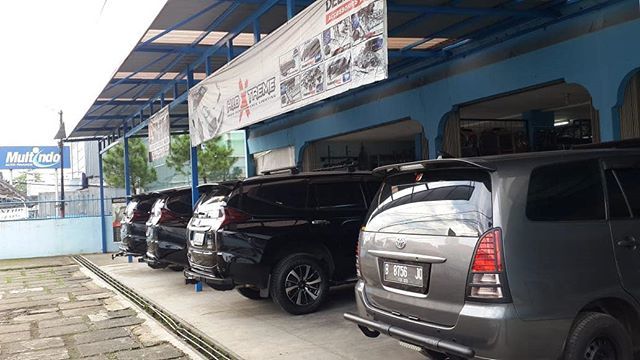 DeltaVariasi's tweet photo. Triple pajero??? Why not... Mari merapat bosque... #pajero #pajerosport #pajerosportindonesia https://t.co/JmxRgBBs7T https://t.co/6aJqPP2Jm9