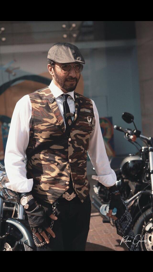aijazz7's tweet photo. So few more clicks from yesterday’s ride .. what a day it was ... everyone looked awesome #gentlemansride #gentlemansride2018 #dgr #dgr2018 #riders #mororcycle #motorcycles #pakistan #karachi #movieshoovy #ironbrotherhoodmc #harleydavidson #harley #passion #rideforacause #formal https://t.co/GQGAMnDKDb