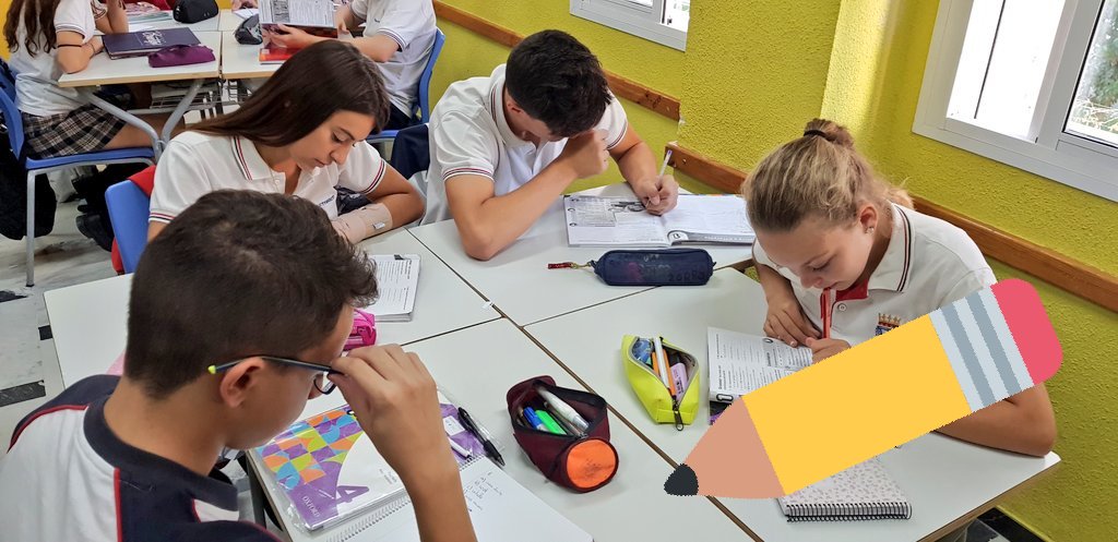 trinitariosM's tweet image. Trabajamos el #pastsimple #pastcontinuous con lápices al centro. #4ESO #English