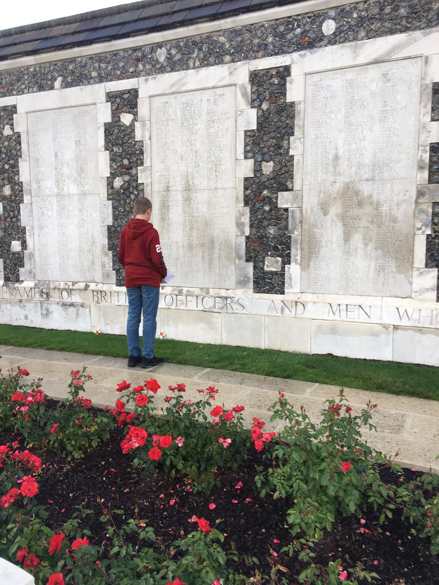 danelson650's tweet photo. One of our lads managed to find a relative here. Saw quite a mixture of emotions on his face as he talked to me, lots to try to feel and fathom all at once. Corporal G Cole, mentioned in Dispatches, awarded the Military Medal. Hopefully the story is still available. https://t.co/poMj5RtSTs