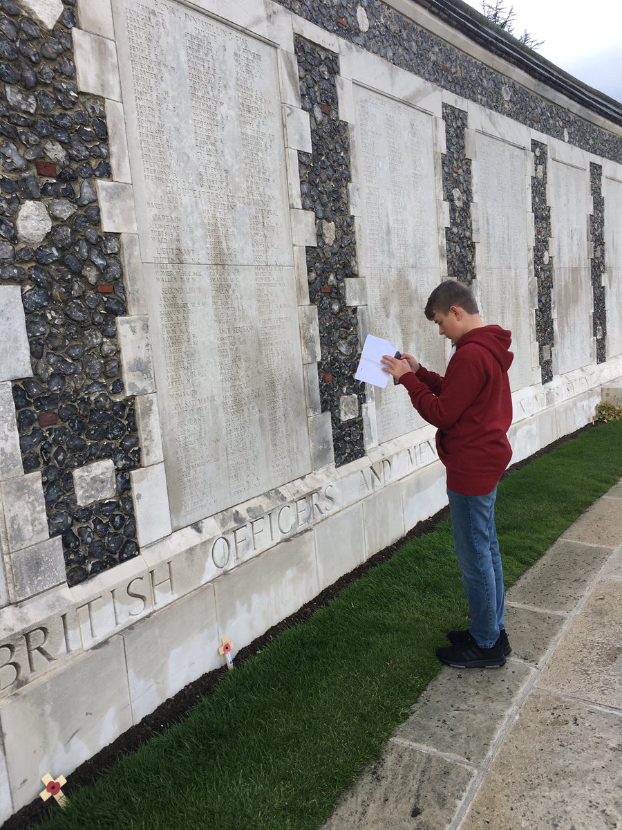 danelson650's tweet photo. One of our lads managed to find a relative here. Saw quite a mixture of emotions on his face as he talked to me, lots to try to feel and fathom all at once. Corporal G Cole, mentioned in Dispatches, awarded the Military Medal. Hopefully the story is still available. https://t.co/poMj5RtSTs